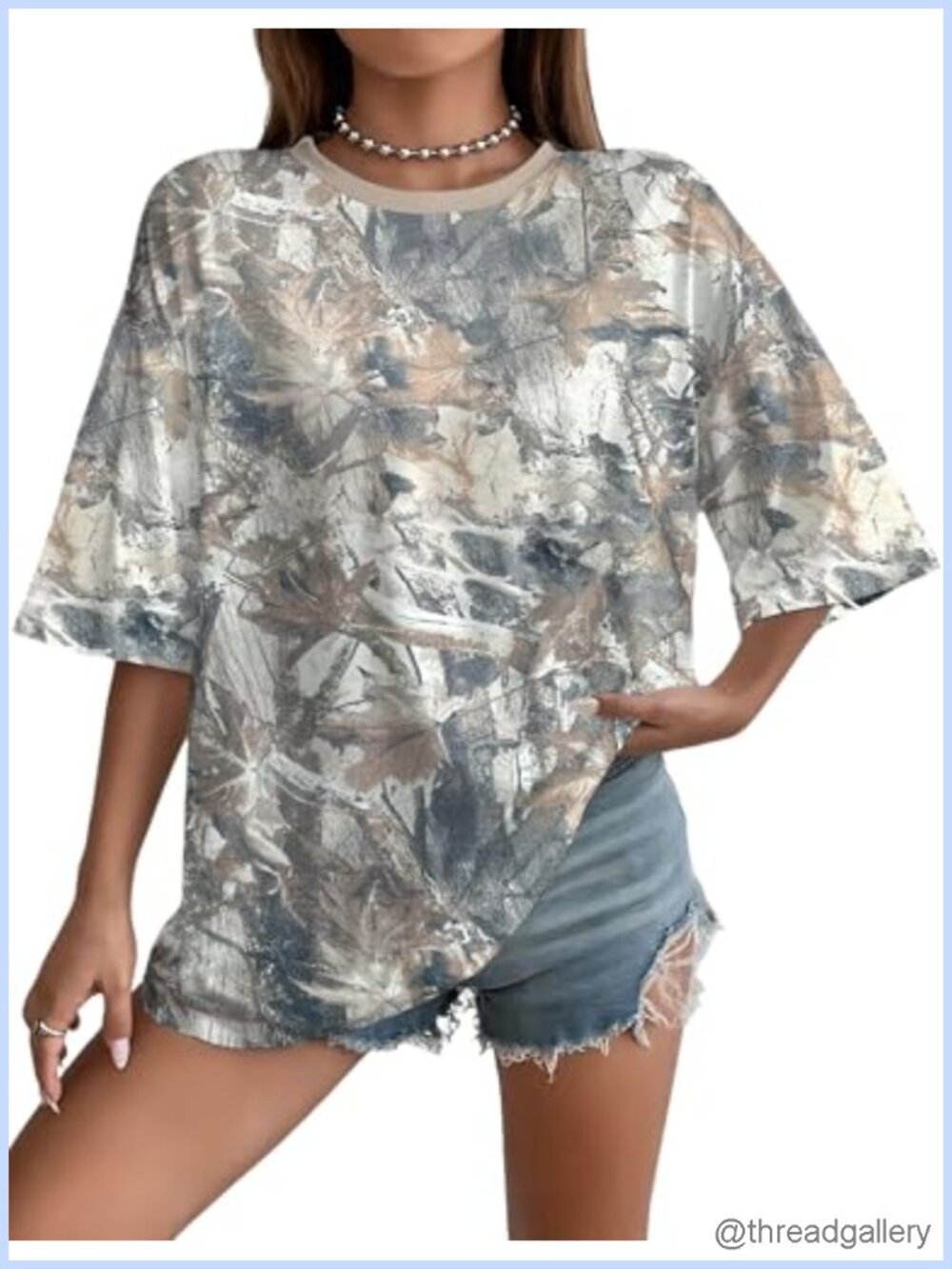 Women's Oversized Camo Graphic T-Shirt Short Sleeve Maple Leaf